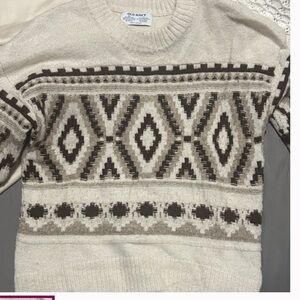 Old Navy Geometric Cream and Brown Sweater
